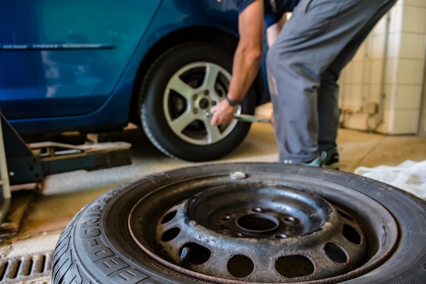 Qual o momento correto para trocar os pneus do carro?