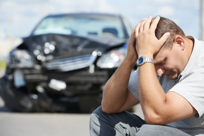 Bati o carro, e agora? Descubra o que fazer!