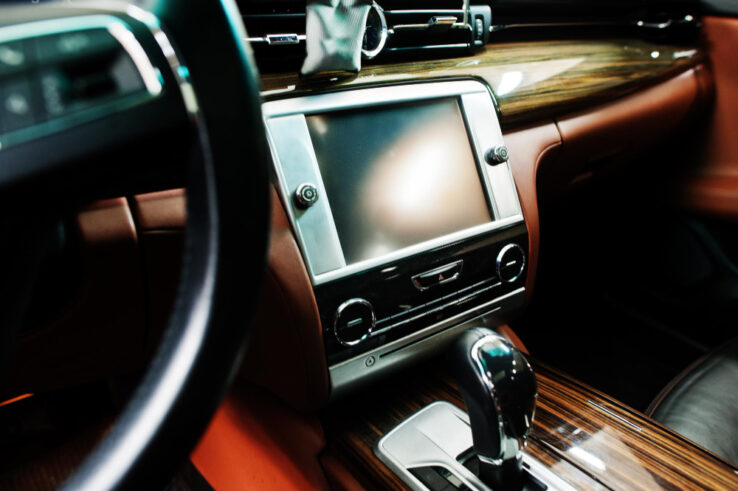 Acessórios Automotivos: O Que Realmente Valoriza o Carro na Revenda?