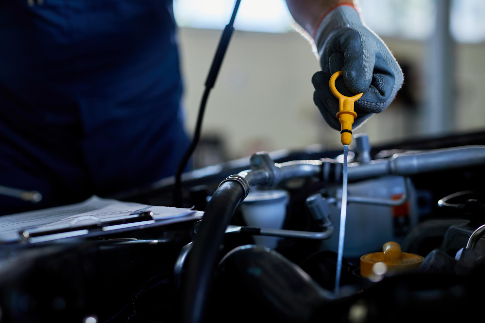 Troca do óleo do câmbio: por que ele é diferente do óleo do motor?